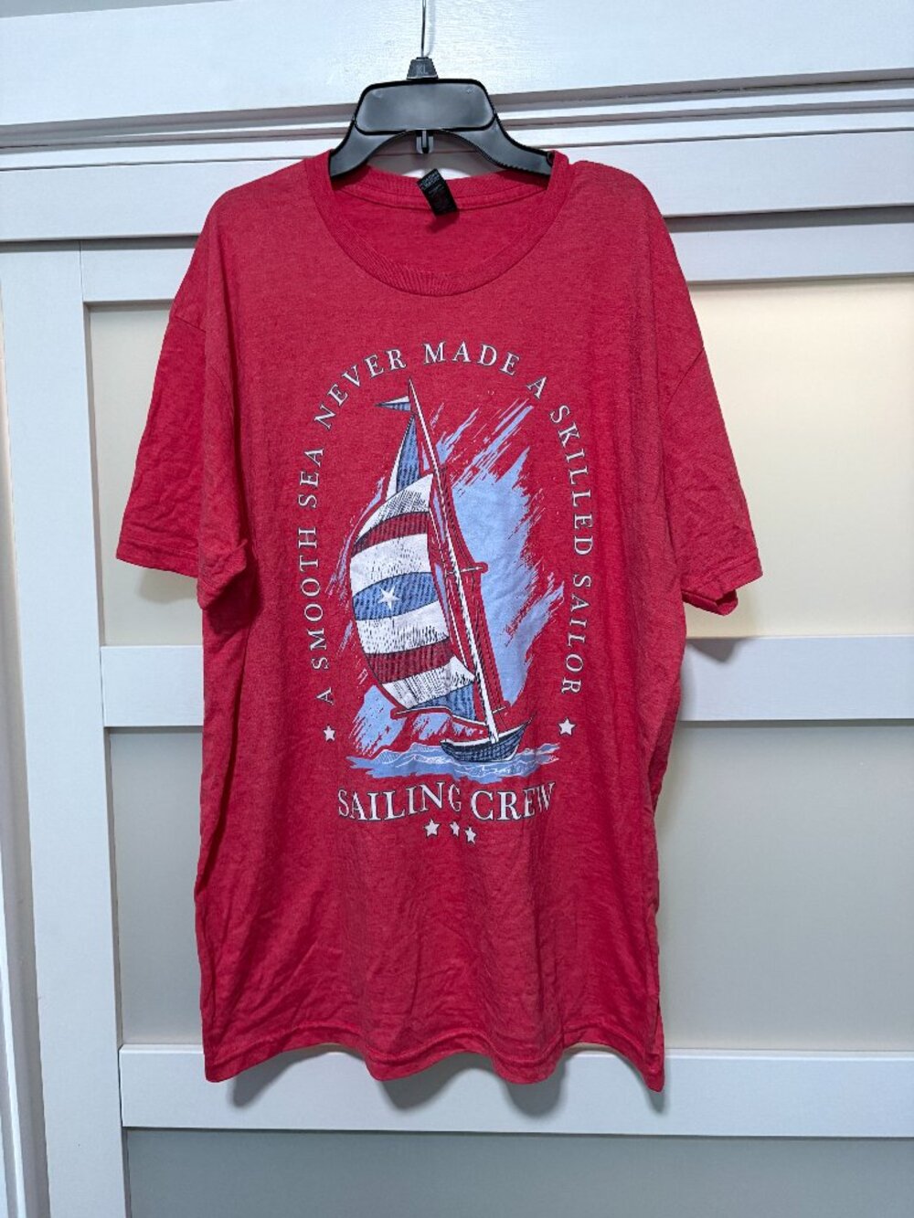 Red Gildan sz XL Men's T-shirt Sailing Crew Skilled Sailor Shirt